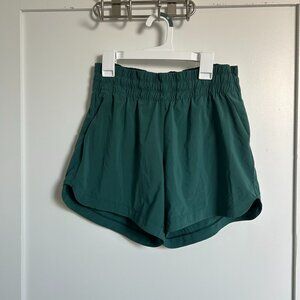 REI Athletic Pursuits 4.5" shorts